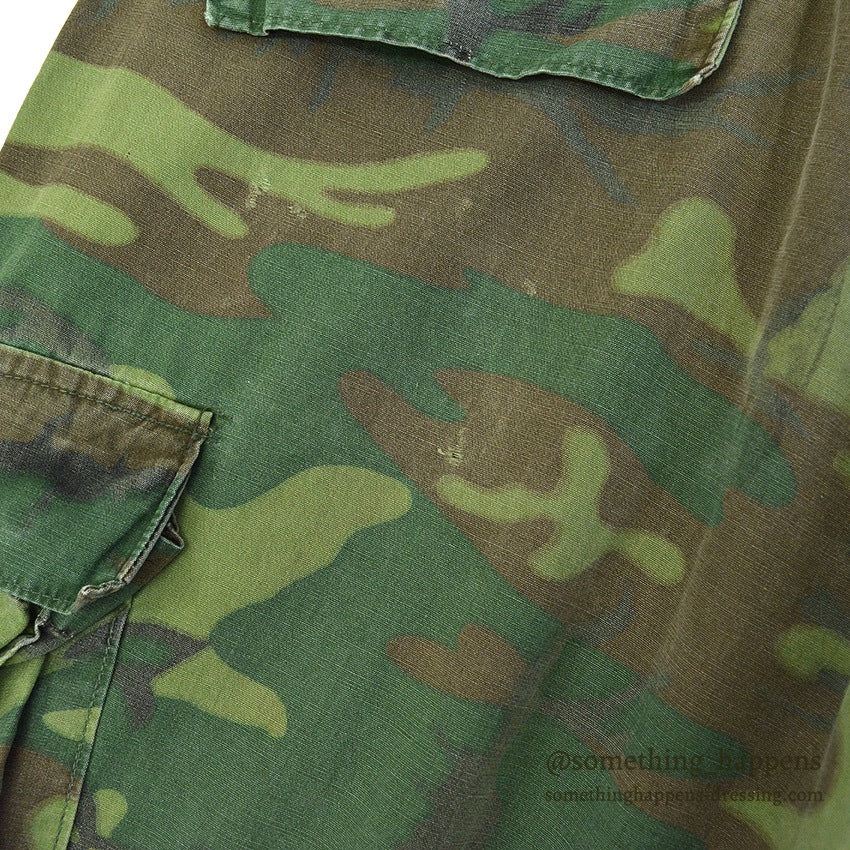1970's USARMY ERDL MIX LEAF PANTS CRAZY PATTERN... MEDIUM-REGULAR