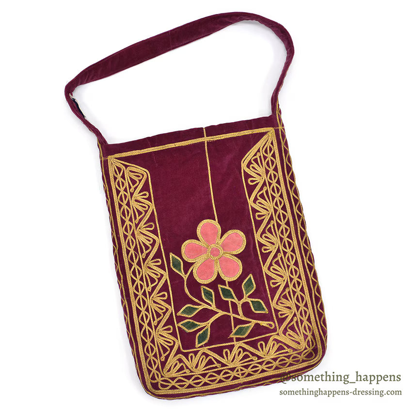 1950's~ KHYBER HAND MADE EMBROIDERED RED VELVET SHOULDER BAG...