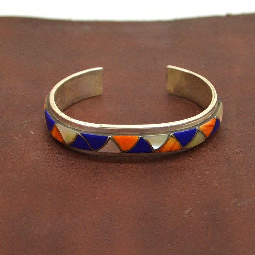 ZUNI ' ORLINDA NATEWA ' チャンネルインレイ Silver Bangle ...