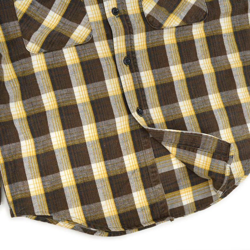1970's~ YELLOW PLAID FLANNEL SHIRT... Fits like S