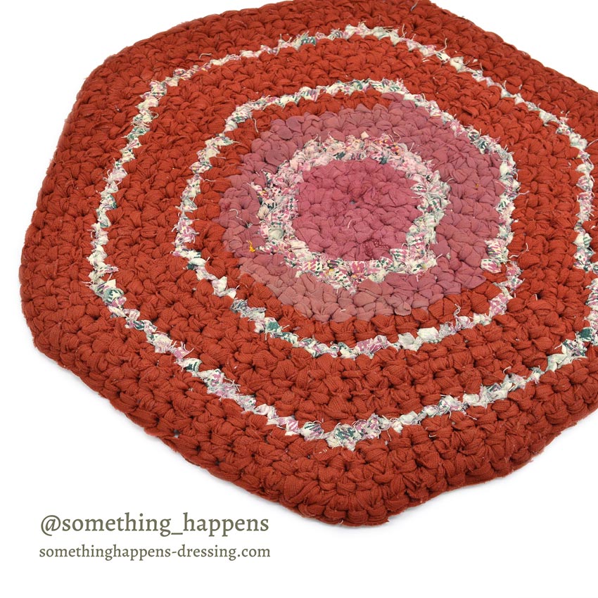 OLD AMERICAN HEXAGON BRAIDED RUG HANDMADE ... 小 50cm×47cm