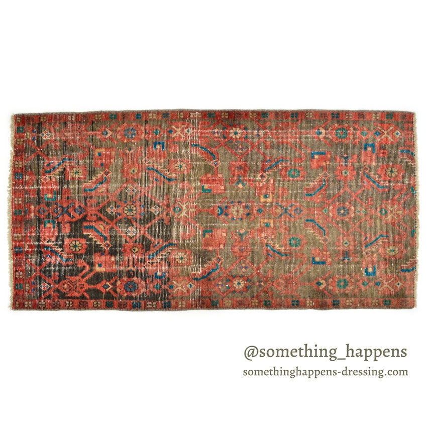 OLD TRIBAL RUG ... 162cm/80cm