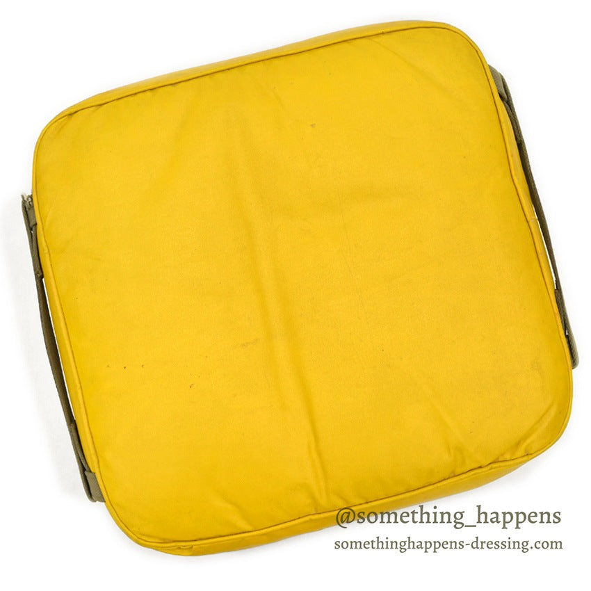 1940's USAF WW2 AIR CRAFT PILOT SEAT CUSHION... 46cm/46cm