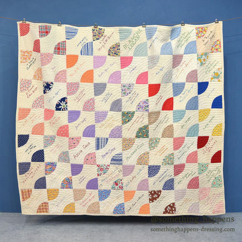1936 to '1938 SIGNATURES EMBROIDERY FRIENDSHIP PATCHWORK QUILT... 181cm/163cm