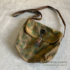1940's~ WW2 ERA HAND PAINTED CAMO CANVAS BAG...