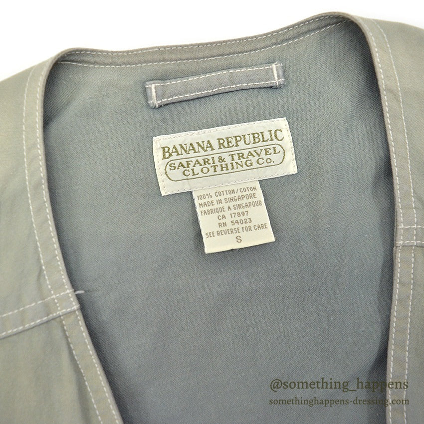 1980's BANANA REPUBLIC SAFARI & TRAVEL PACK TRAIL VEST...S