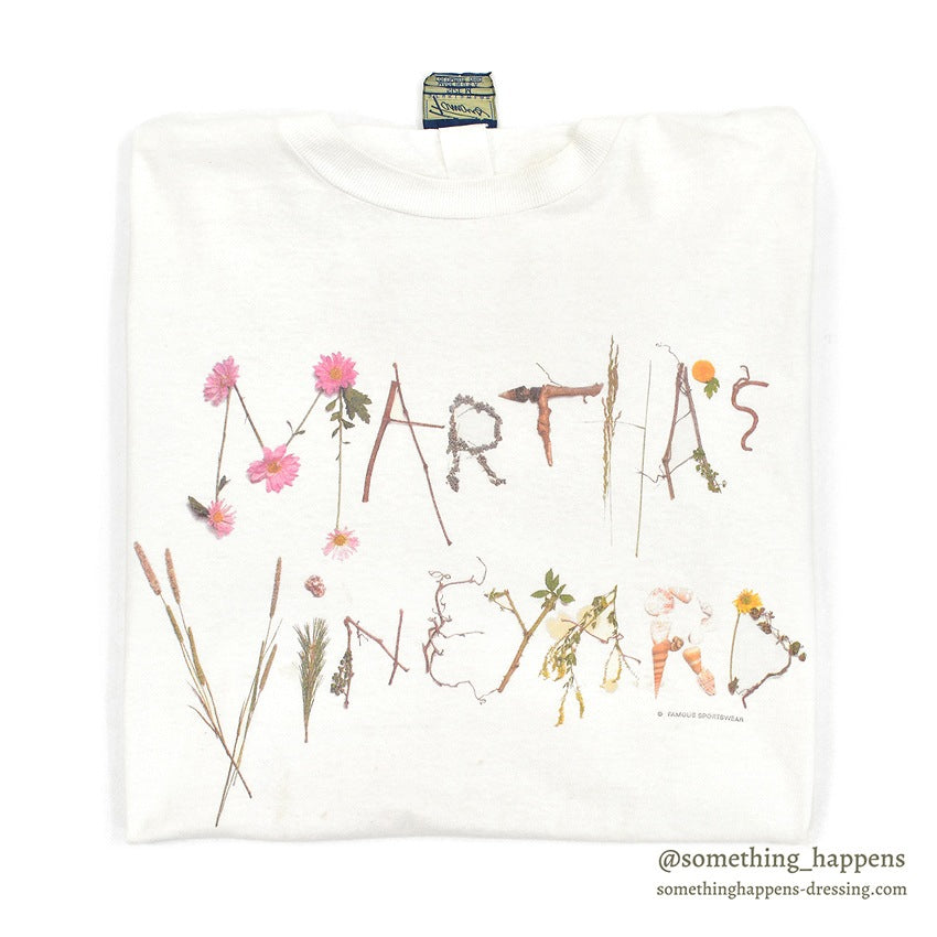 1990's FAMOUS SPORTSWEAR MARTHAS VINEYARD BOTANICAL T-SHIRT... M