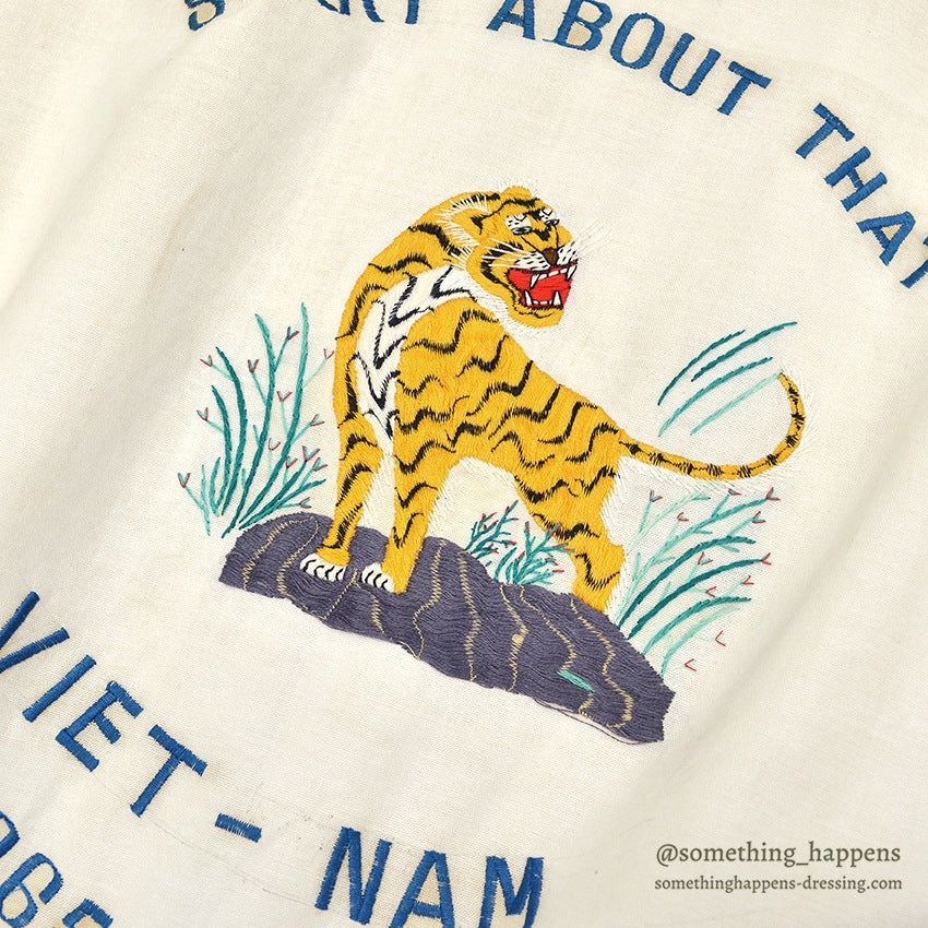 1960s VIETNAM SOUVENIR JACKET (Vietnamese style jacket) 65-66 White...