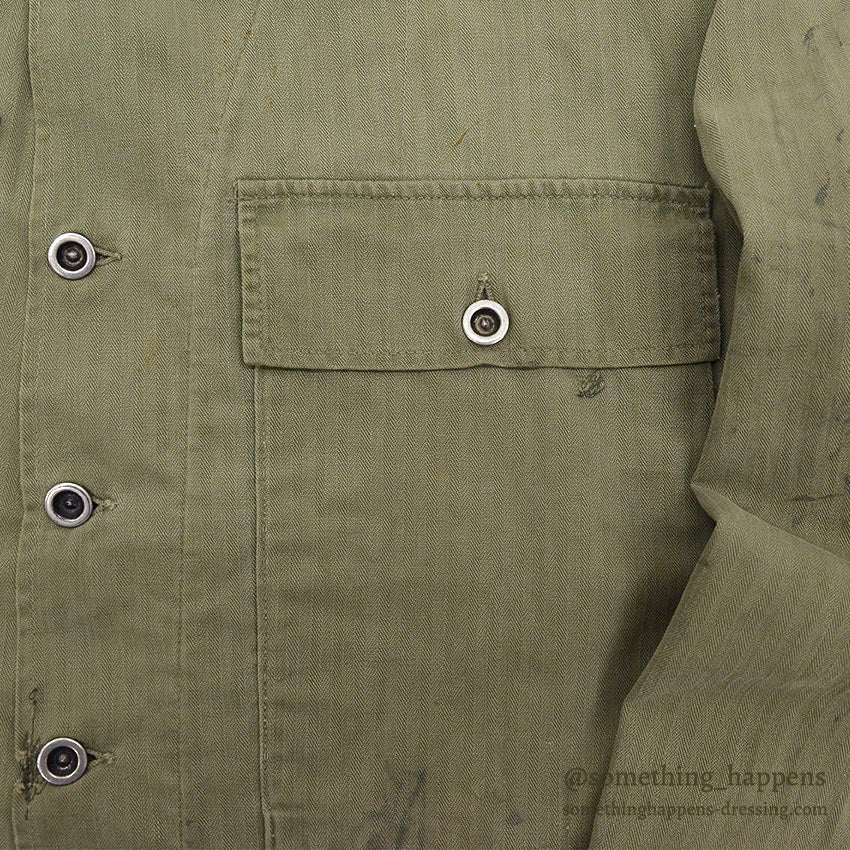 1940's U.S.ARMY WW2 M-43 HBT JACKET / UNUSUAL METAL BUTTON ... 38R