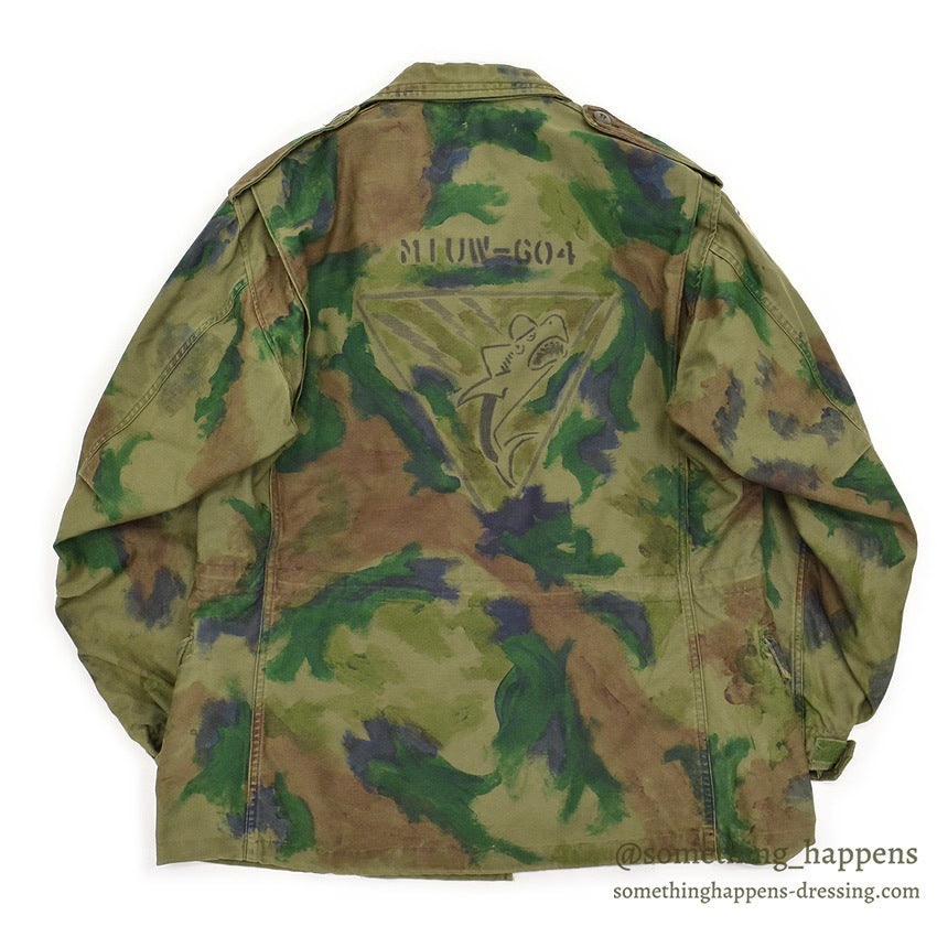 1970's M-65 USN MIUW-604 HAND PAINTED CAMO FIELD JACKET WITH LINER... MR