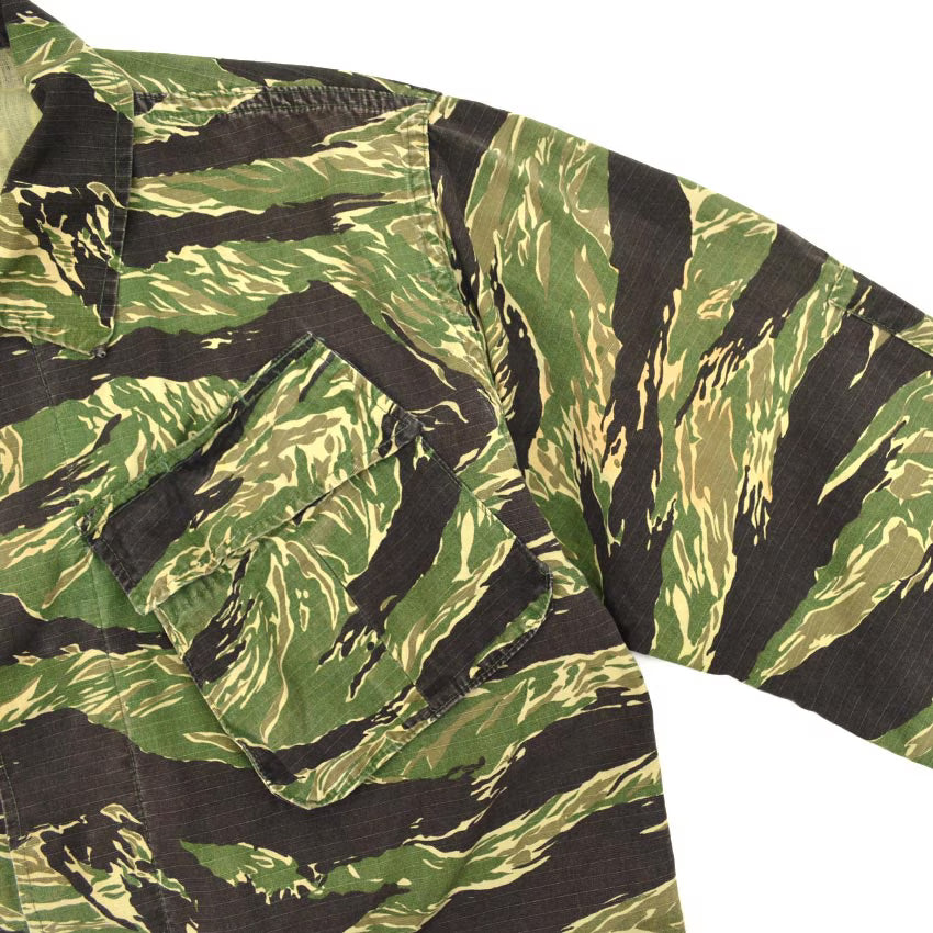 80's- TIGER STRIPE PRODUCTS Jungle Fatigue Jacket... M