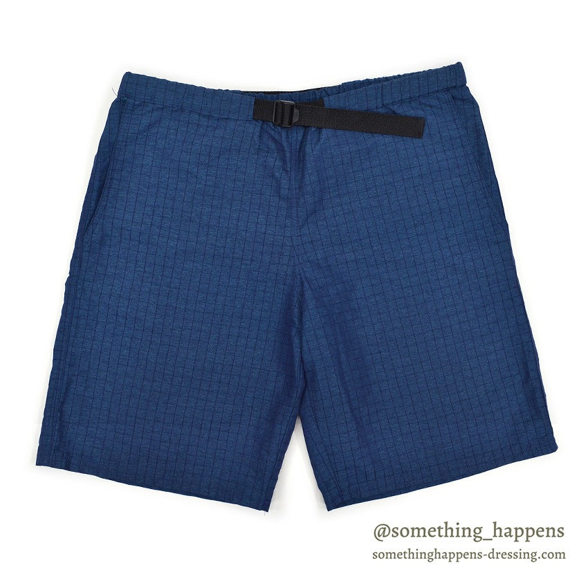 1990's NORTH BY NORTHEAST OUTDOOR NYLON SHORTS...M