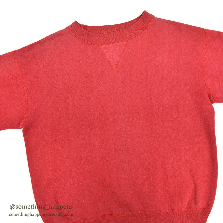 1950's RED TWO-TONE FRONT-V SWEAT SHIRT...