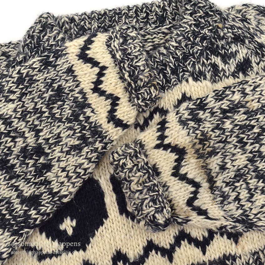 1990's OLD YIN YANG WOOL SWEATER...L