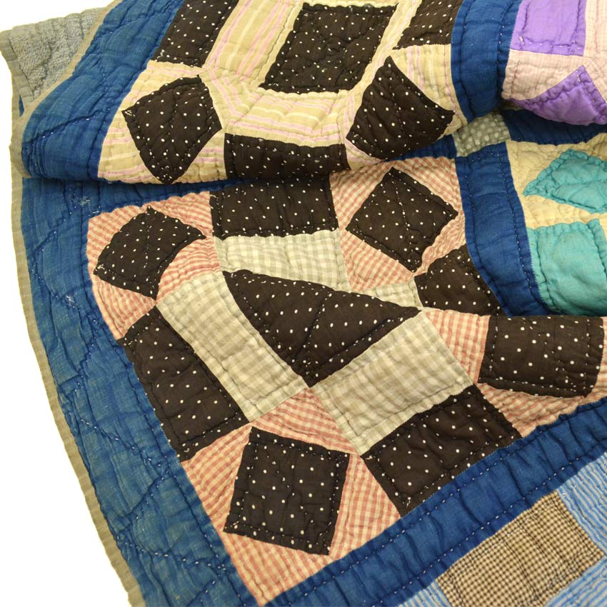 Circa ~1920's Handmade Calico Patchwork Quilt... 181cm×185cm