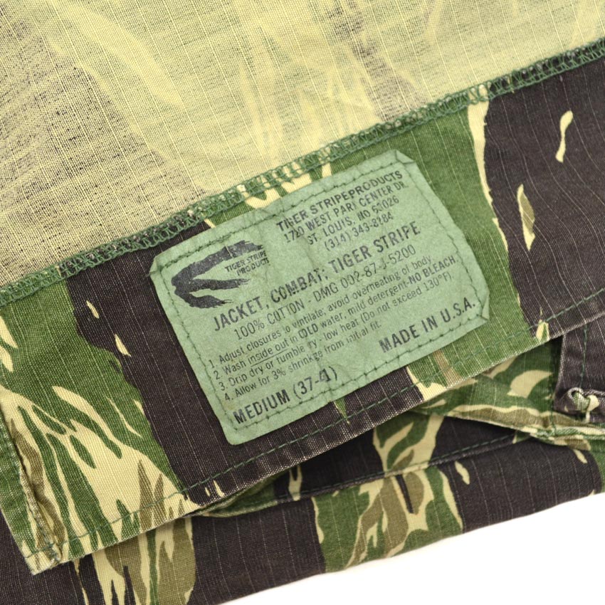 80's- TIGER STRIPE PRODUCTS Jungle Fatigue Jacket... M