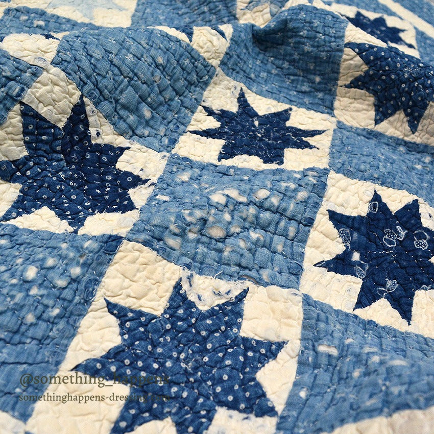 ANTIQUE EIGHT POINT STAR INDIGO CALICO PATCHWORK CRIB QUILT... 103cm/100cm