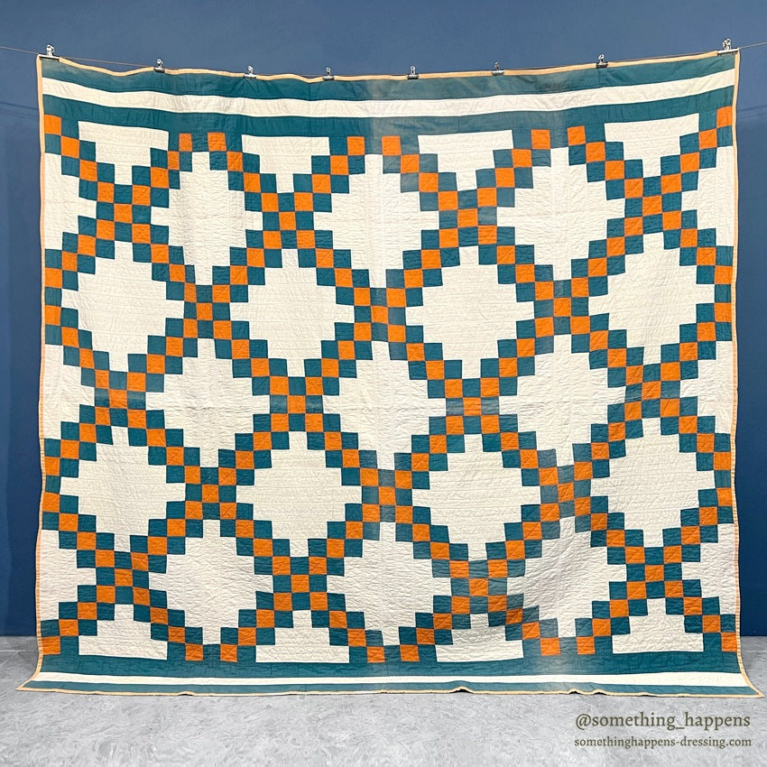 c.1950's IRISH CHAIN ​​PATCHWORK QUILT... 210cm/190cm
