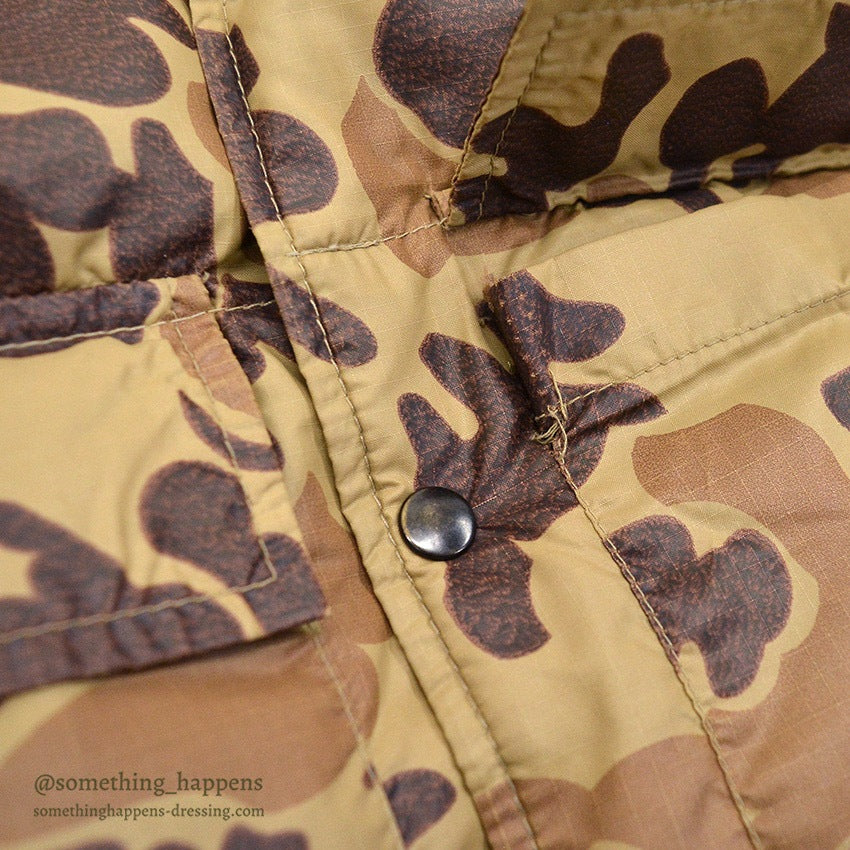 1970's WOOLRICH CAMO DOWN VEST...M