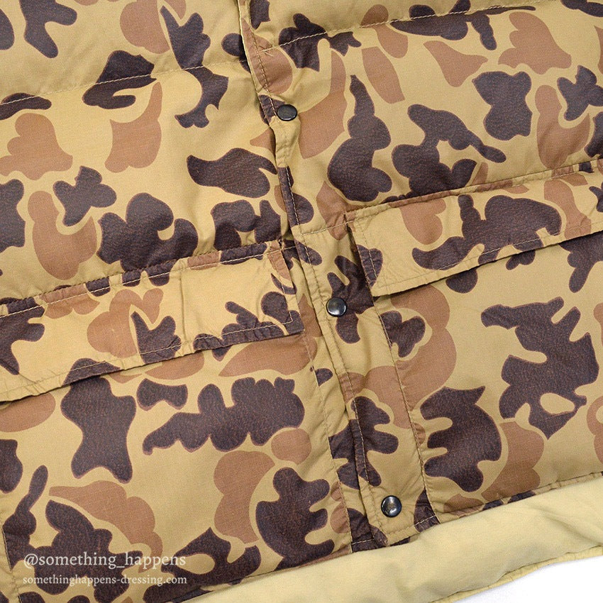 1970's WOOLRICH CAMO DOWN VEST...M