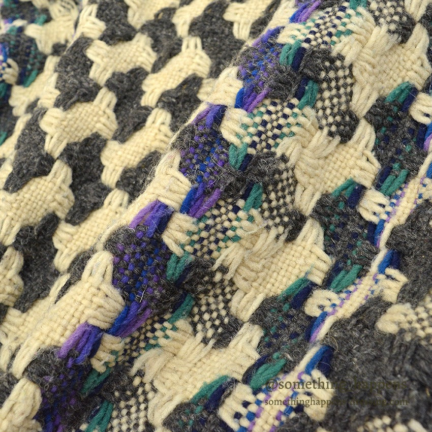 OLD ECUADOR HAND MADE WOOL KNIT CARDIGAN...