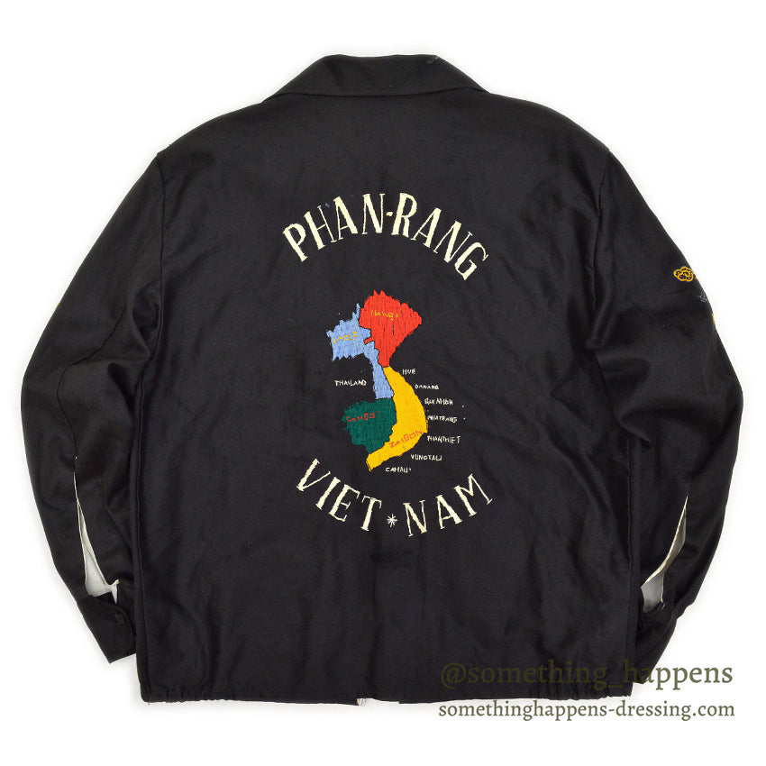 1960s Vietnam Souvenir Jacket (Vietnamese style) 1967... Fits like Large