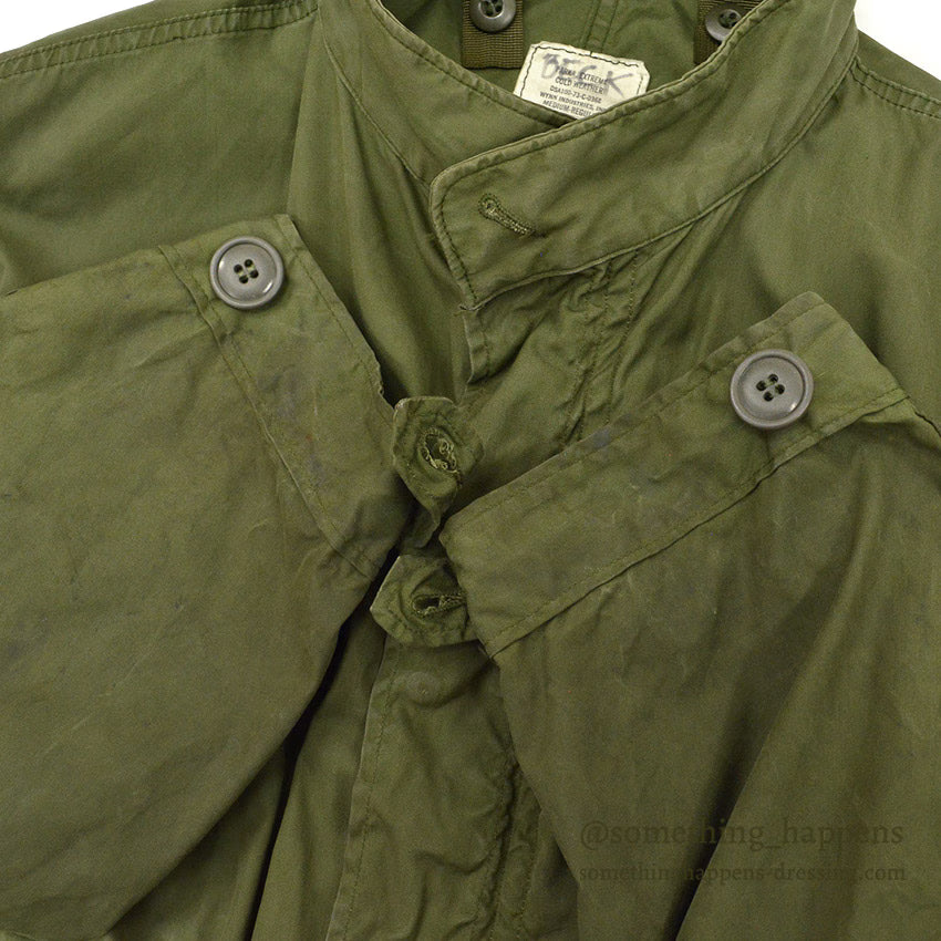 1970's USARMY M-65 PARKA, EXTREME COLD WEATHER STENCIL ON THE BACK... MR