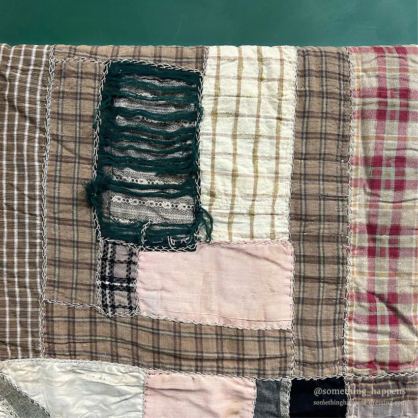 ANTIQUE '1909 EMBROIDED CRAZY PATCHWORK QUILT... 174cm/166cm