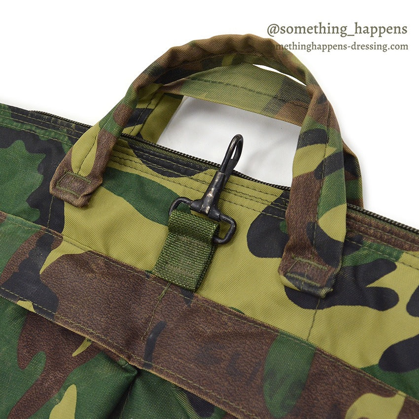 WOODLAND CAMO PATTERN FLYER'S HELMET BAG...