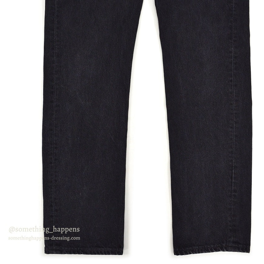 Levi's 501 BLACK DENIM PANTS...W32/L34