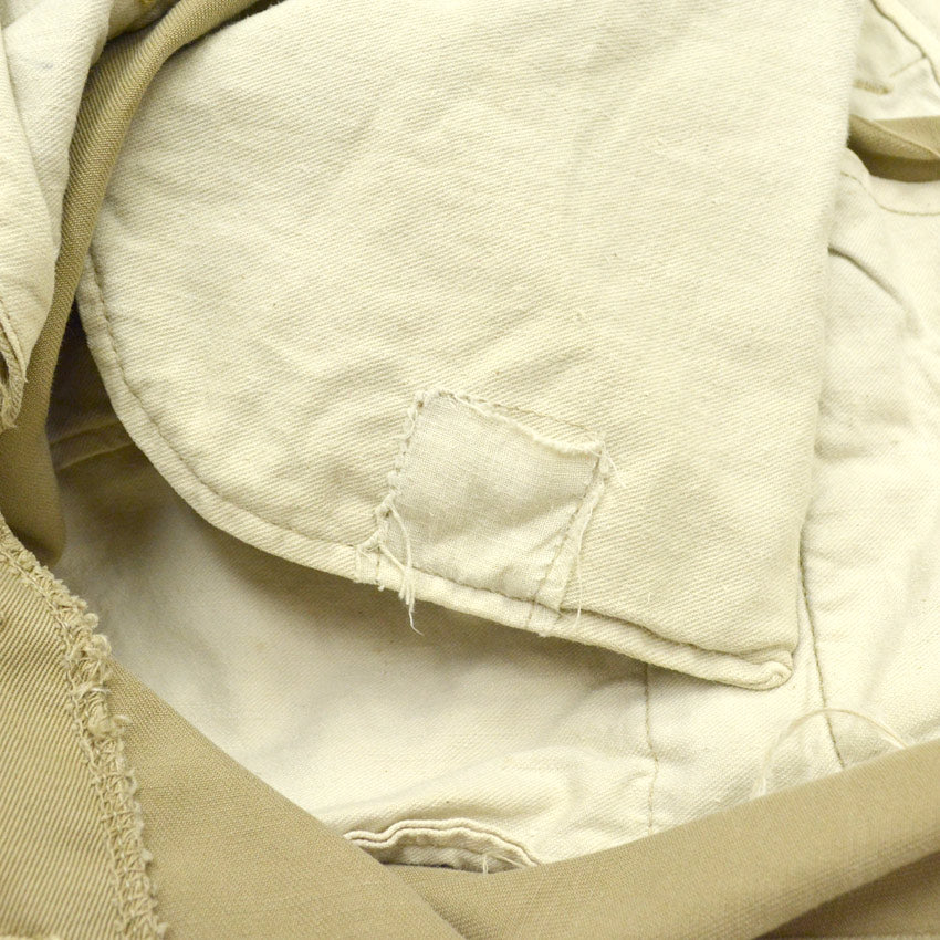 1940s US ARMY M-1943 Khaki Chino Pants with Gas Flap... W32 x L31