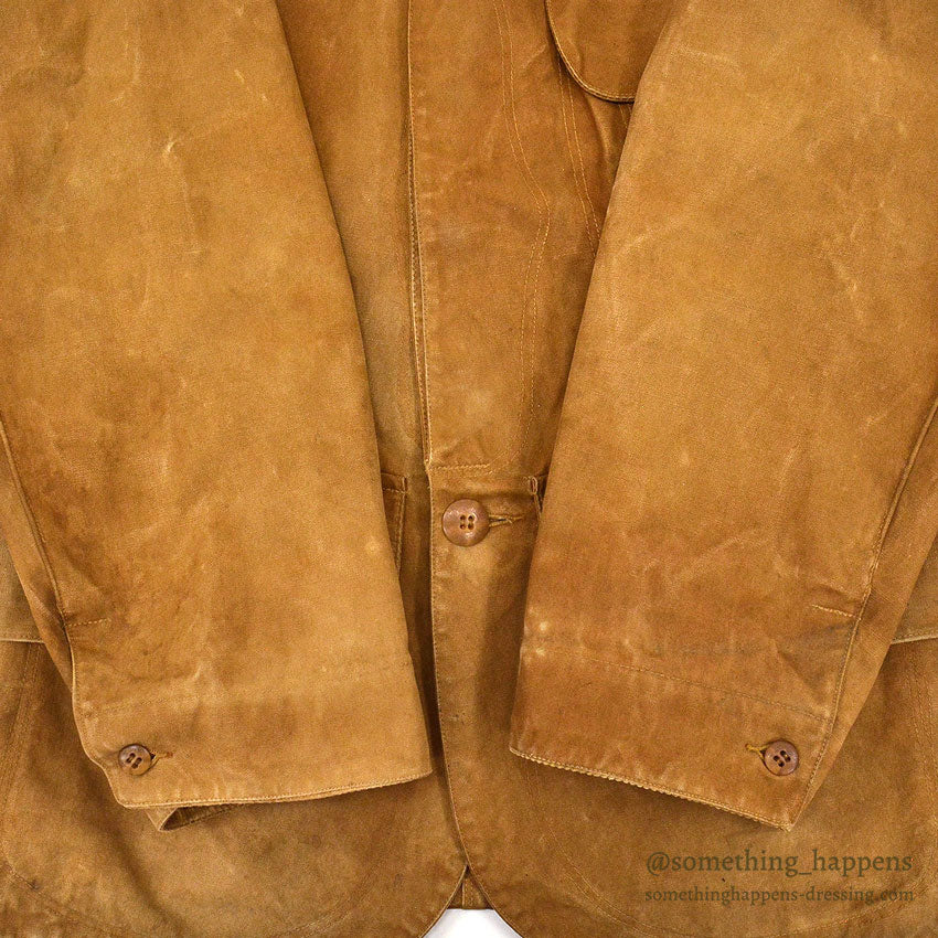 1930's DUXBAK HUNTING COAT WITH PAPER LICENSE HOLDER ... 42