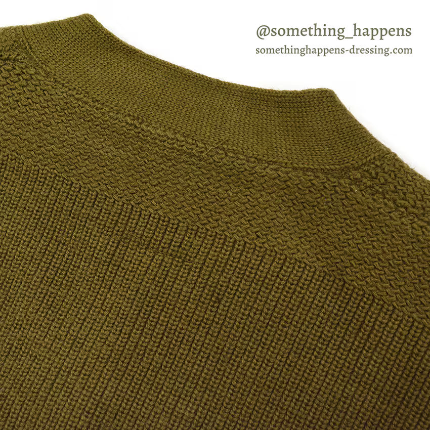 1940's U.S.A.A.F. TYPE A-1 WOOL SWEATER ... Fits like L