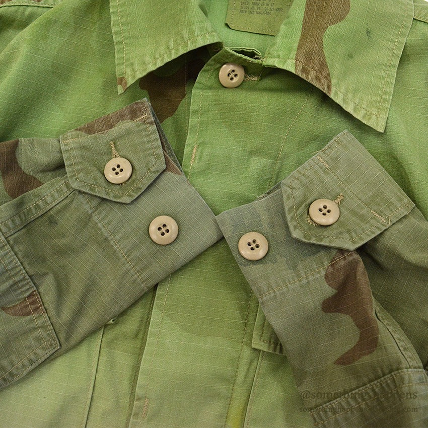 1990's U.S.MILITARY OVERDYED COAT, DESERT CAMO PATTERN, COMBAT ... S-R