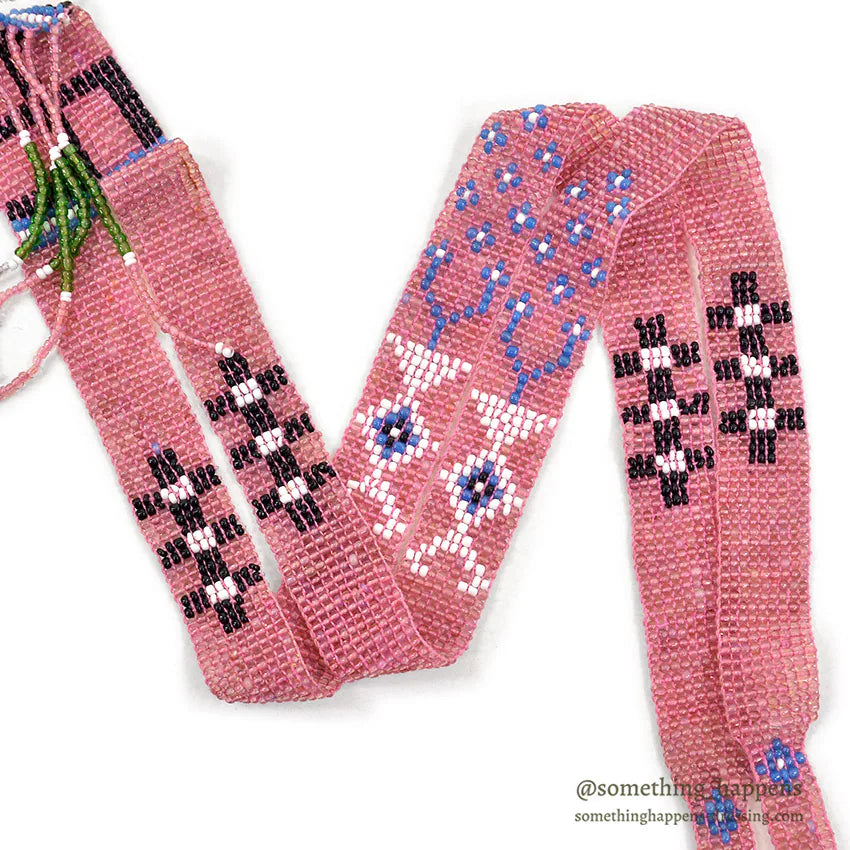 NATIVE AMERICAN SEED BEADS NECKLACE / WHIRLING LOG...