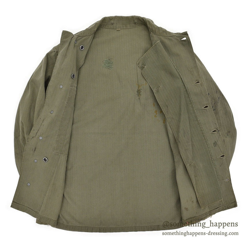 1940's U.S.ARMY WW2 M-43 HBT JACKET / UNUSUAL METAL BUTTON ... 38R