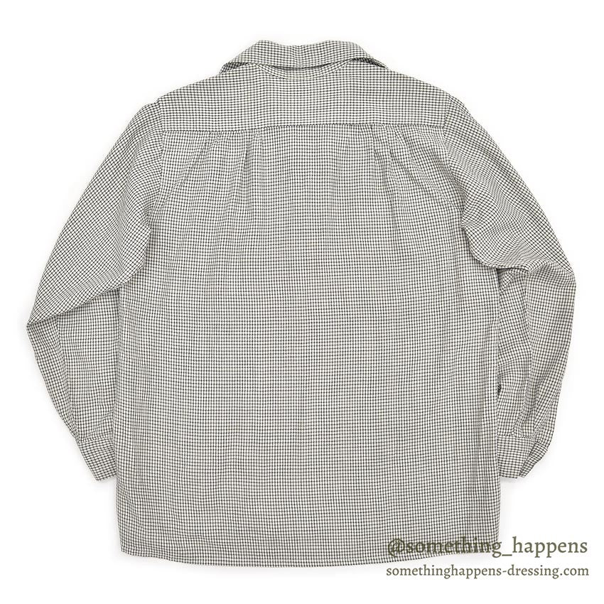 1950's BLACK / WHITE PLAID PULLOVER RAYON SHIRT...