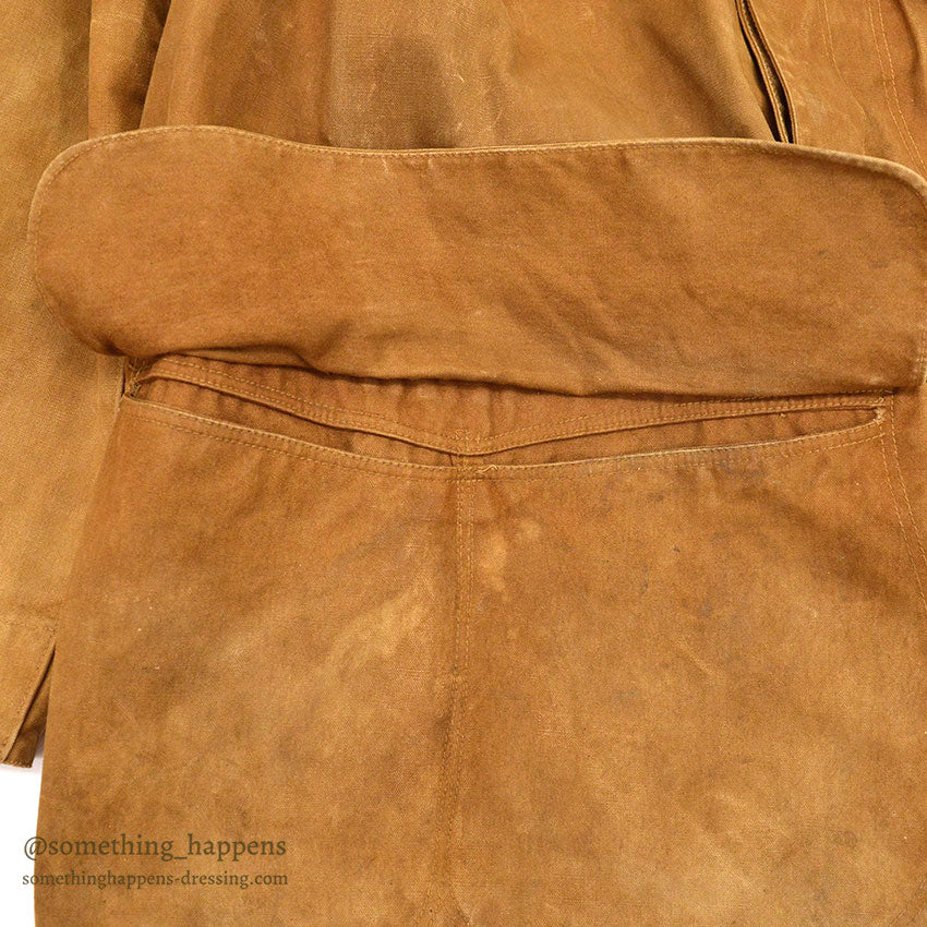 1930's DUXBAK HUNTING COAT WITH PAPER LICENSE HOLDER ... 42