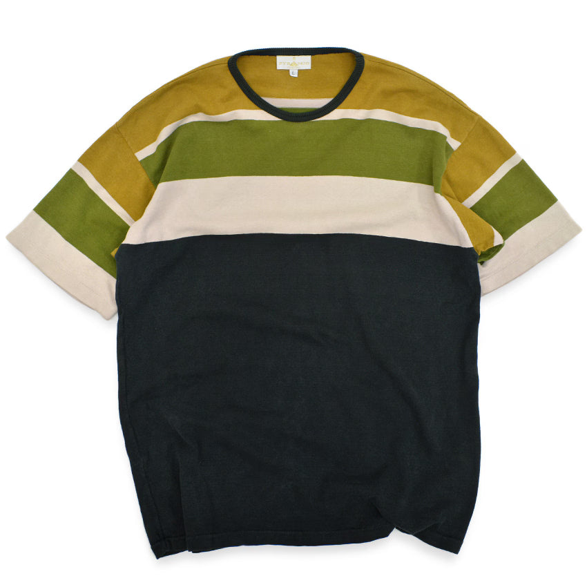 ~1990's PYRAMID CREATIONS WIDE BORDER T-SHIRT... L