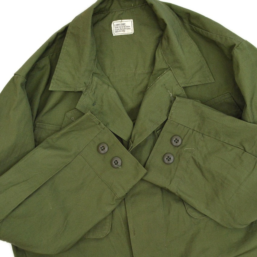 1970's DEADSTOCK USARMY JUNGLE FATIGUE JACKET...X-SMALL-SHORT