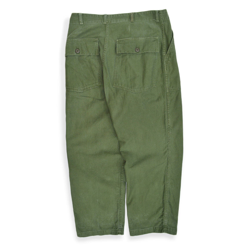 1960's USARMY COTTON SATEEN OG-107 BAKER PANTS... W33 L28