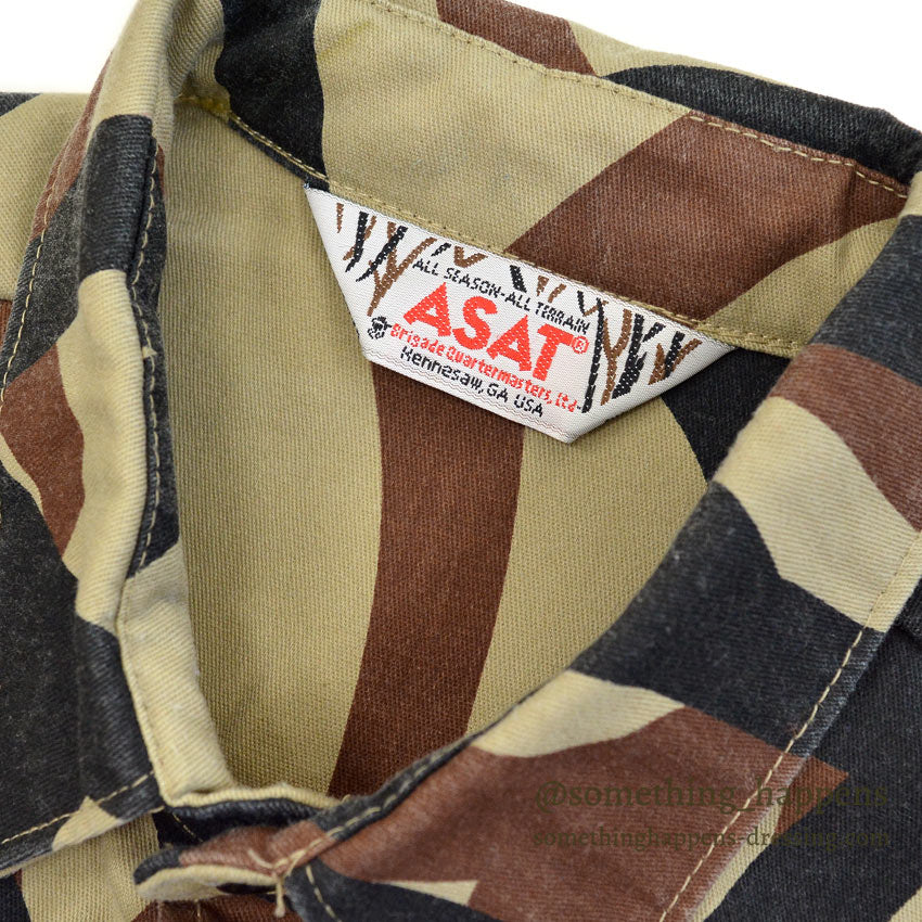 ~1990's ASAT CAMO TROPHY HUNTER SHIRT...