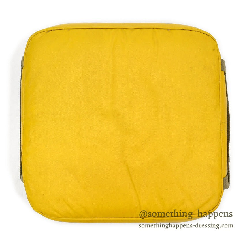 1940's USAF WW2 AIR CRAFT PILOT SEAT CUSHION... 46cm/46cm