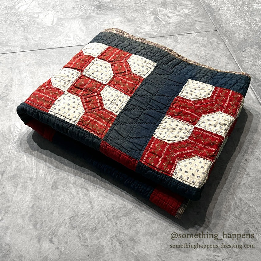 ANTIQUE BOWTIE PATCHWORK BANDANA PIECE QUILT... 214cm/170cm