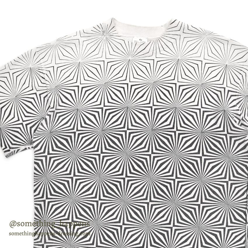 1990's ANDAZIA GEOMETRIC OPTICAL PATTERN ART T-SHIRT... L