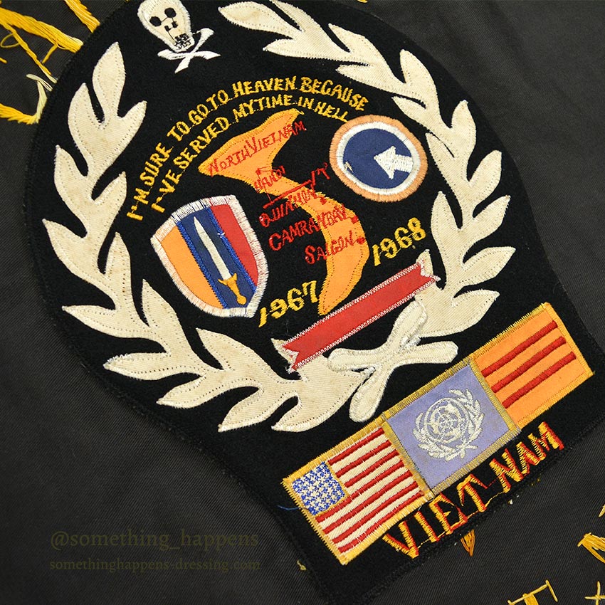 1960s VIETNAM SOUVENIR JACKET SNOOPY PATCH & SKULL PATCH (Vietnamese-style jacket)...