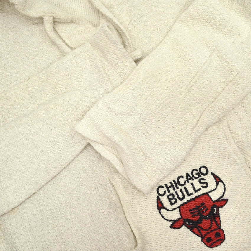 1990's BOOTLEG CHICAGO BULLS MEXICAN PARKA... L or XL