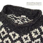 OLD ECUADOR HAND MADE WOOL KNIT SWEATER CROSS B/ W ... L