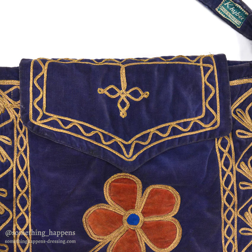 1950's~ KHYBER HAND MADE EMBROIDERED BLUE VELVET SHOULDER BAG...
