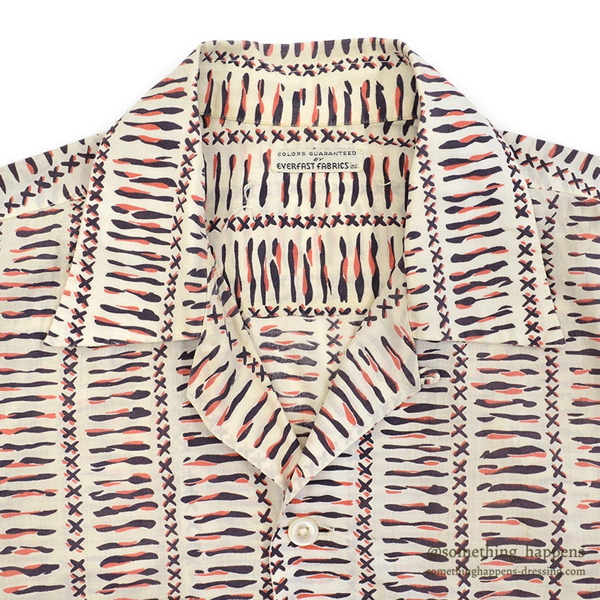 1950's GEOMETRIC PATTERN RAYON SHIRT...